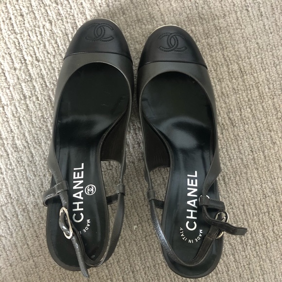 ✨Flash Sale✨Chanel CC Leather Slingback Heel - Picture 8 of 8